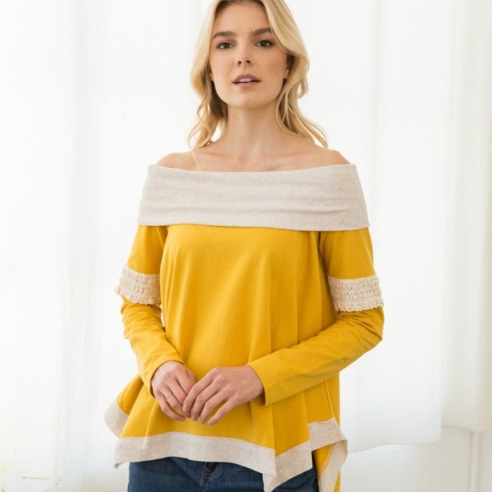 Off the shoulder Hem and Thread Top NWT